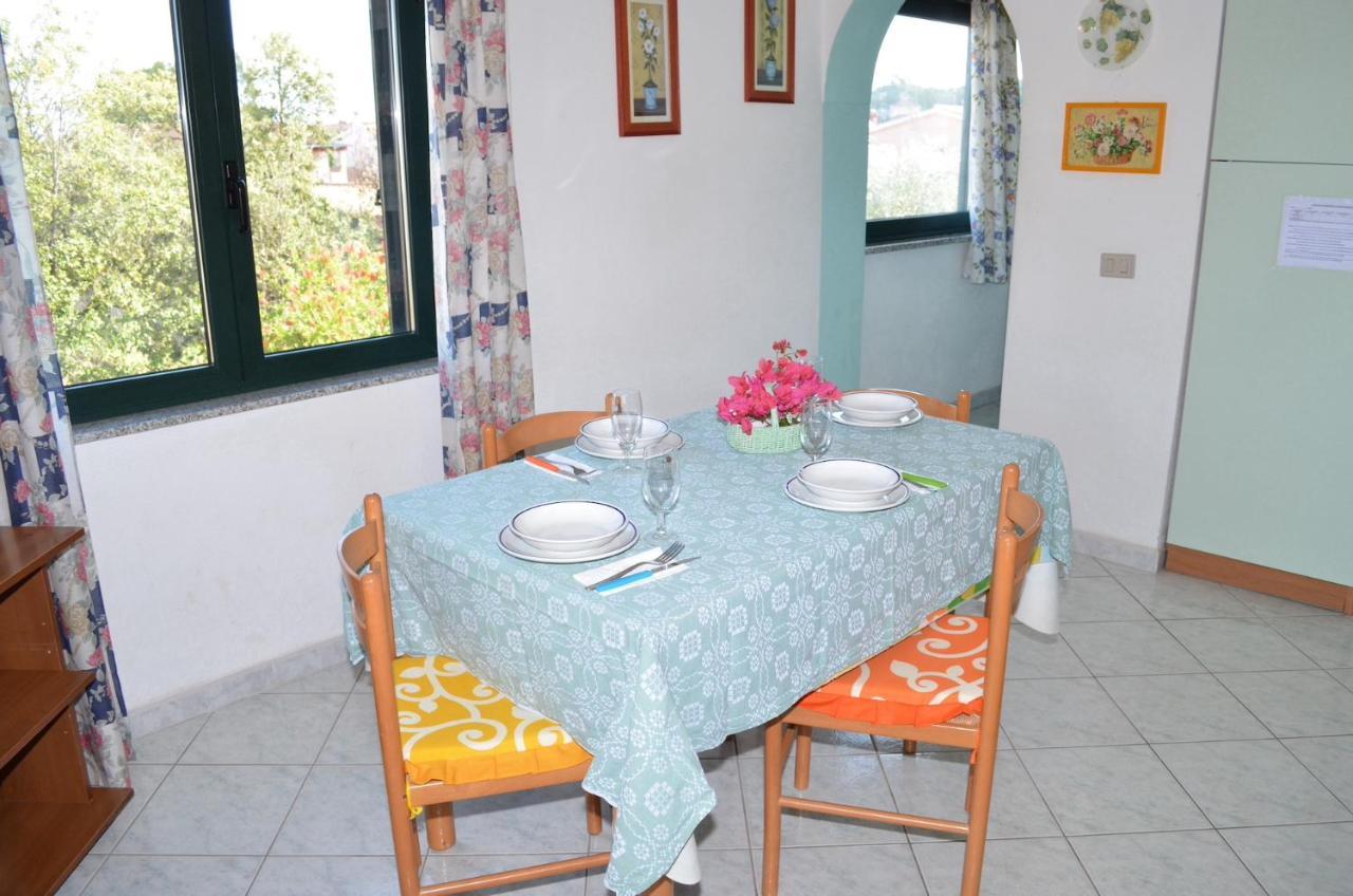 Iss Travel, La Padula - Apartments With Private Veranda And Parking サン・テオドーロ エクステリア 写真